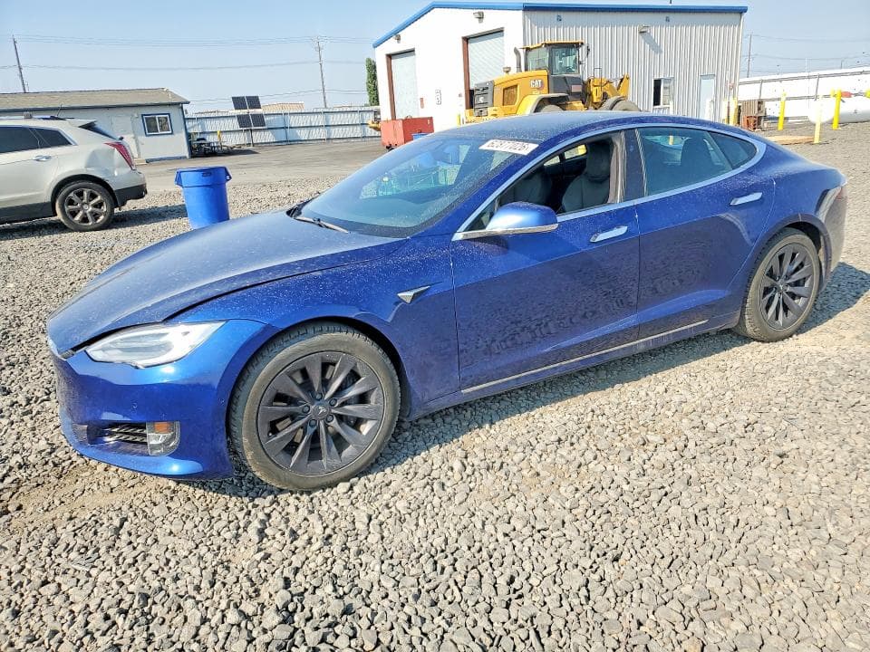 2020 TESLA MODEL S - 1