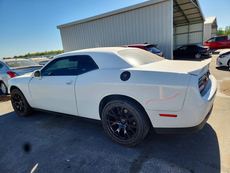 2019 DODGE CHALLENGER SXT 2
