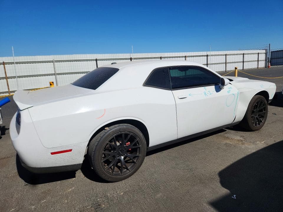 2019 DODGE CHALLENGER SXT 3