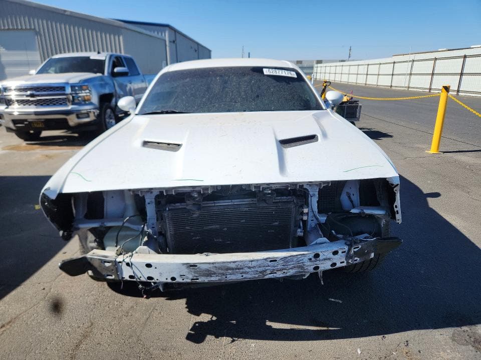 2019 DODGE CHALLENGER SXT 5