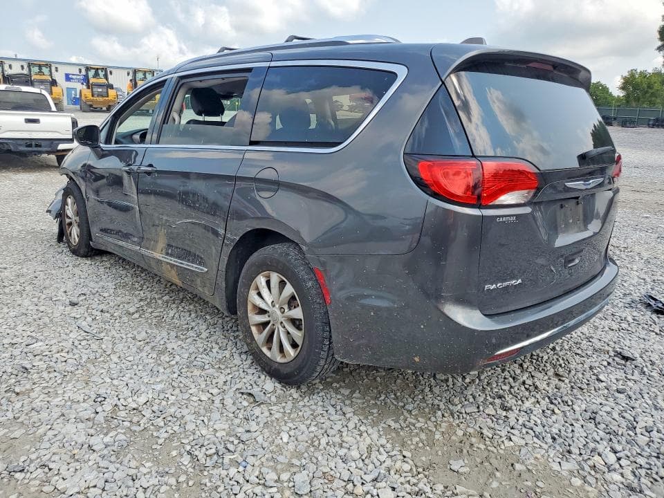 2020 CHRYSLER PACIFICA TOURING L 2