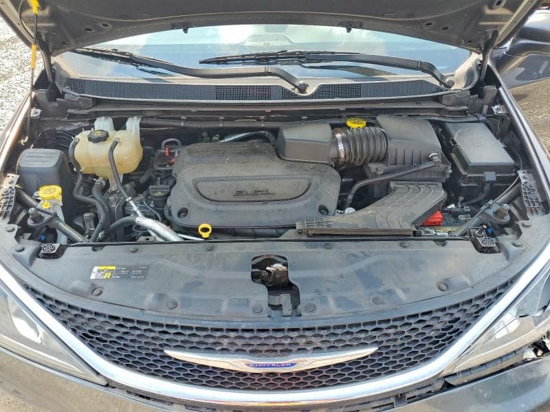 2020 CHRYSLER PACIFICA TOURING L 12