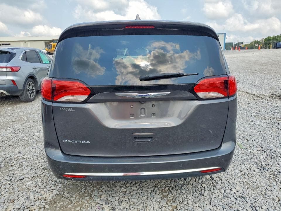 2020 CHRYSLER PACIFICA TOURING L 6