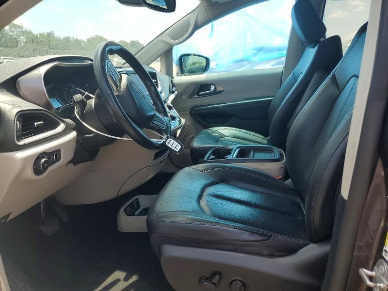 2020 CHRYSLER PACIFICA TOURING L 7