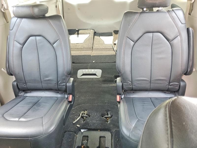 2020 CHRYSLER PACIFICA TOURING L 10