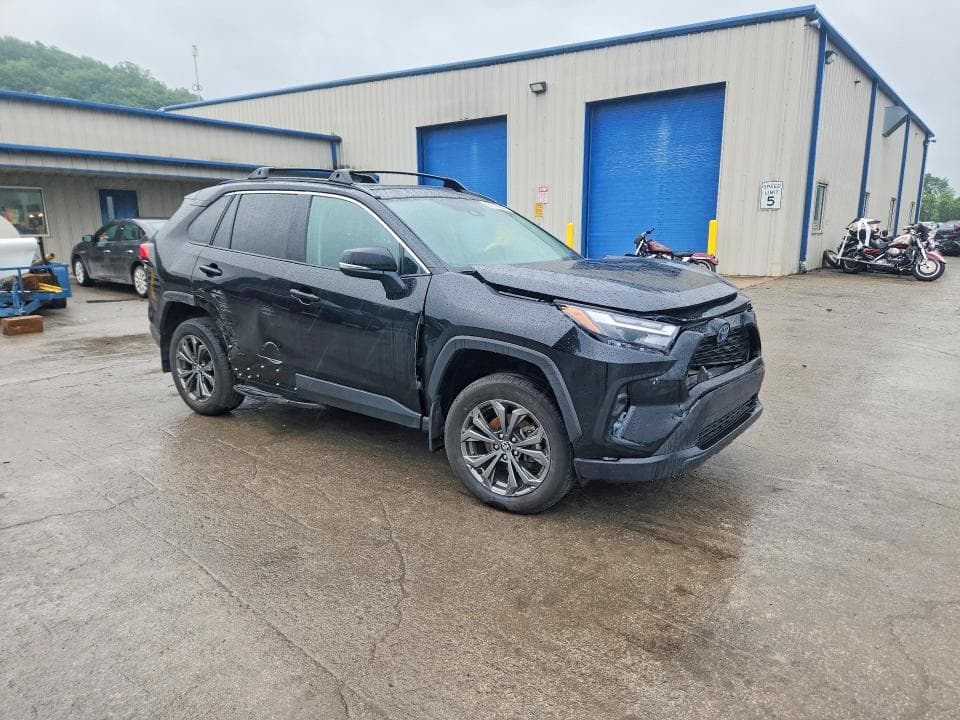 2024 TOYOTA RAV4 XLE PREMIUM 4