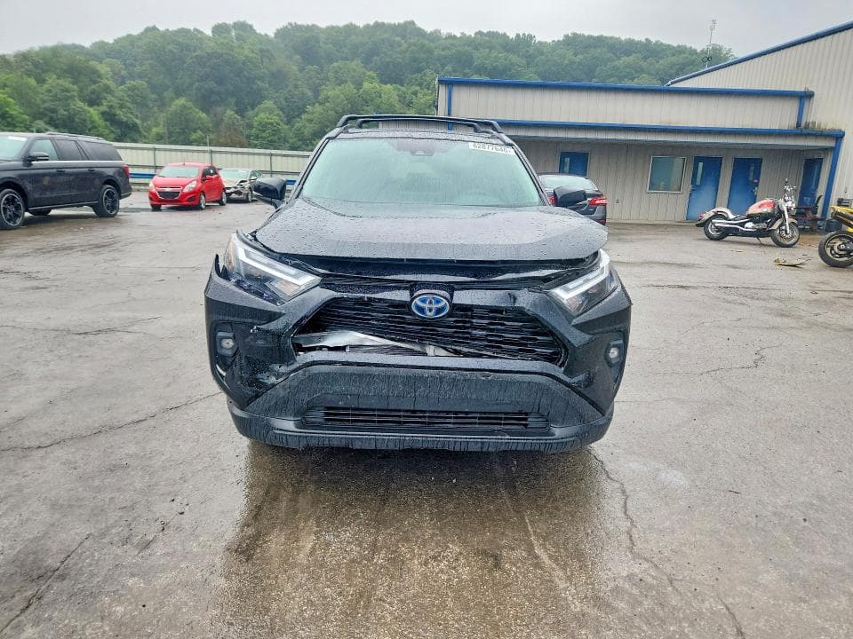 2024 TOYOTA RAV4 XLE PREMIUM 5