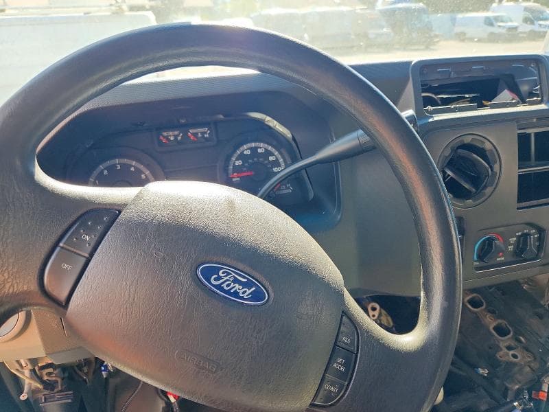 2018 FORD ECONOLINE 8