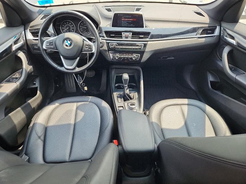 2018 BMW X1 8
