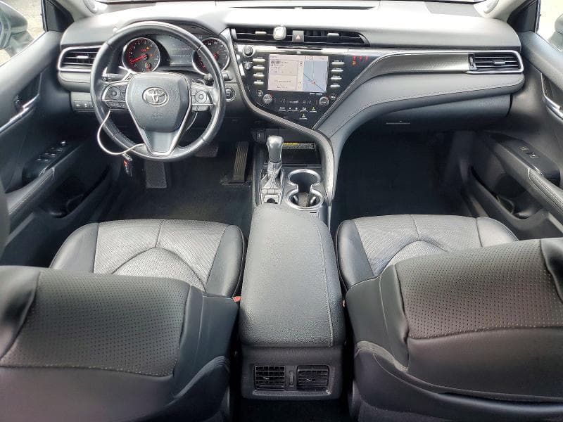 2020 TOYOTA CAMRY XSE 8