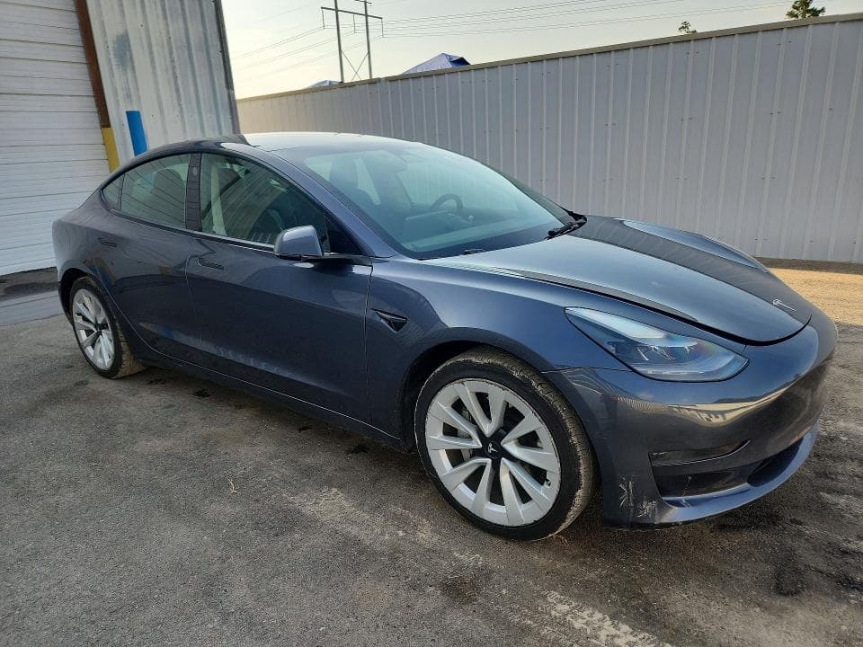 2022 TESLA MODEL 3 4