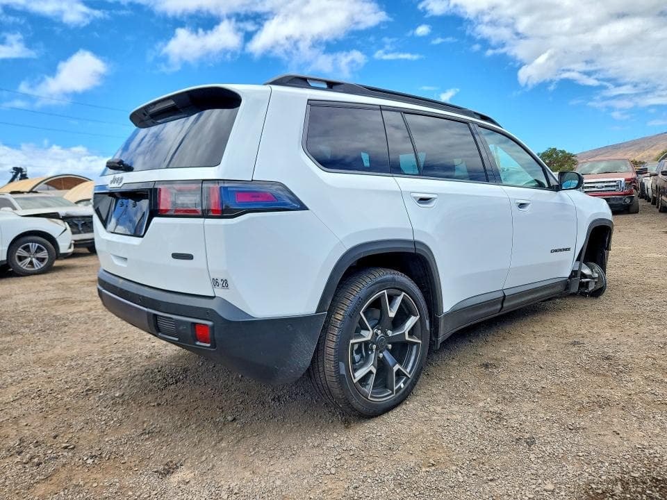 2026 JEEP CHEROKEE OVERLAND 3