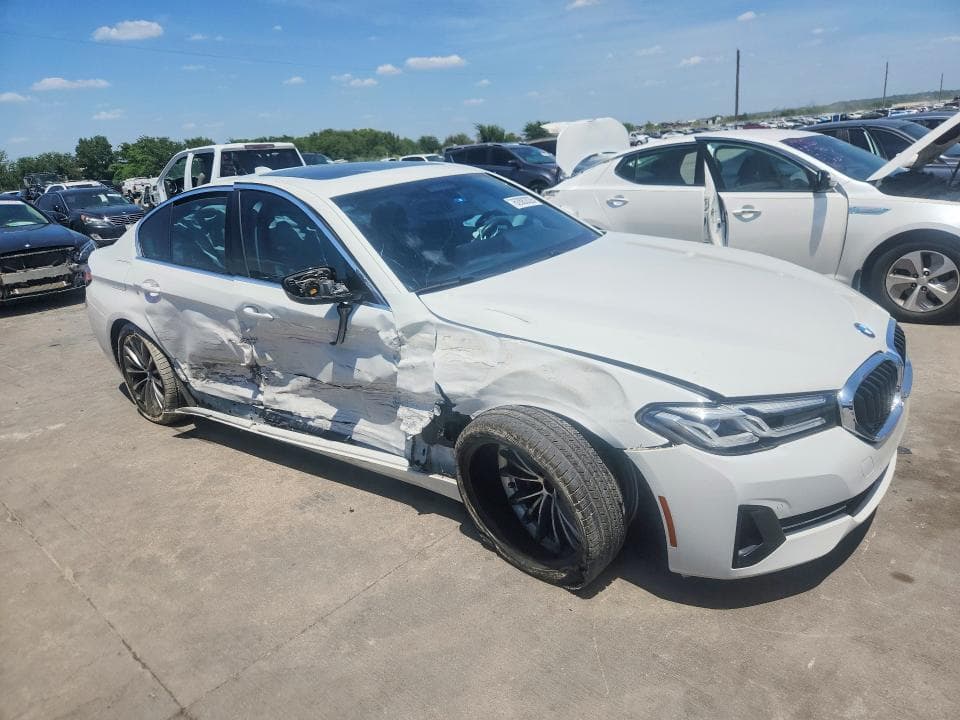 2022 BMW 530 XI 4