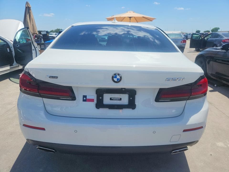 2022 BMW 530 XI 6