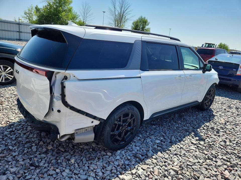 2026 KIA CARNIVAL SX 3