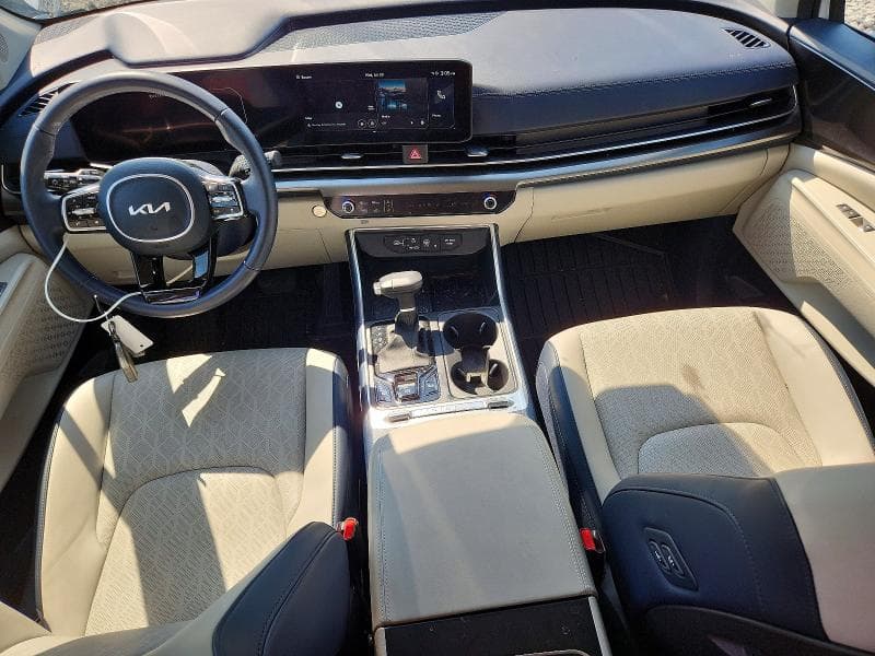2026 KIA CARNIVAL SX 8