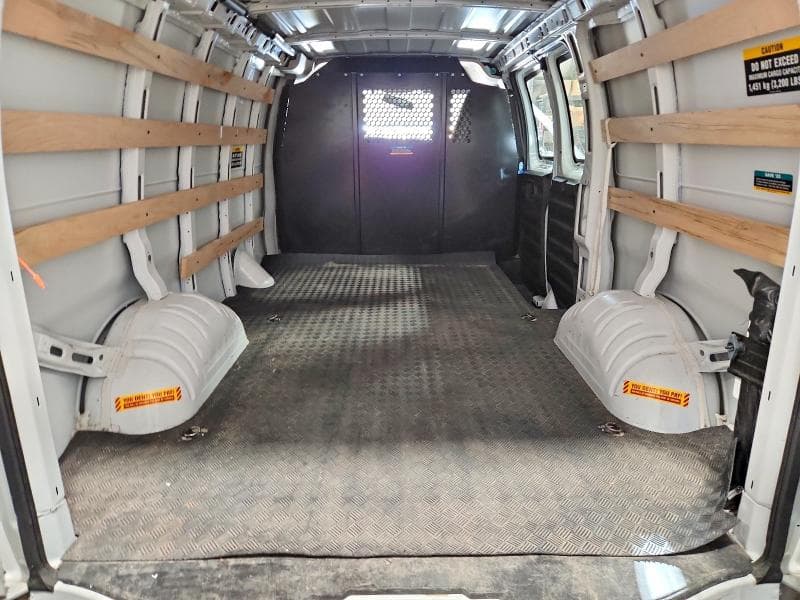 2025 GMC SAVANA 2500 DELIVERY VAN 10