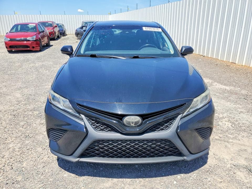 2019 TOYOTA CAMRY SE 5
