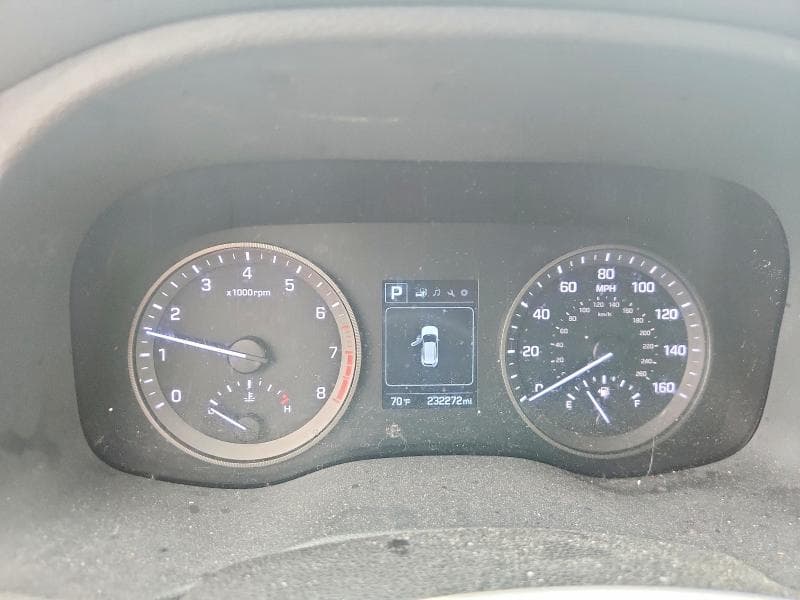 2017 HYUNDAI TUCSON SE 9