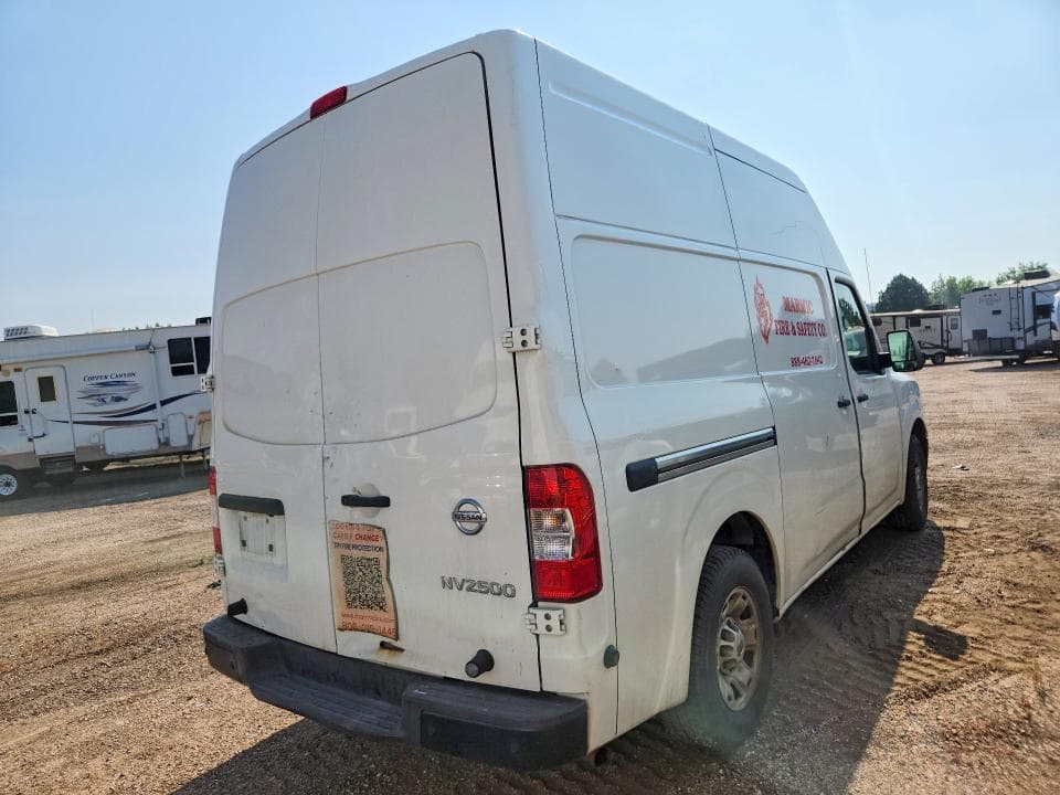 2019 NISSAN NV 2500 HD SV 3