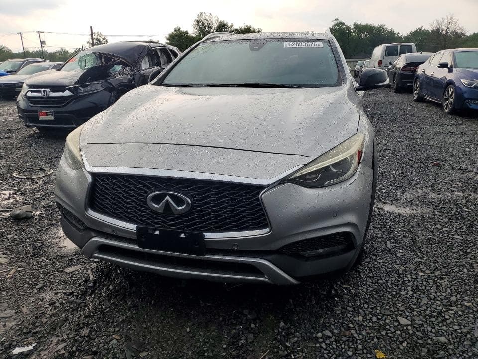 2017 INFINITI QX30 PREMIUM 6