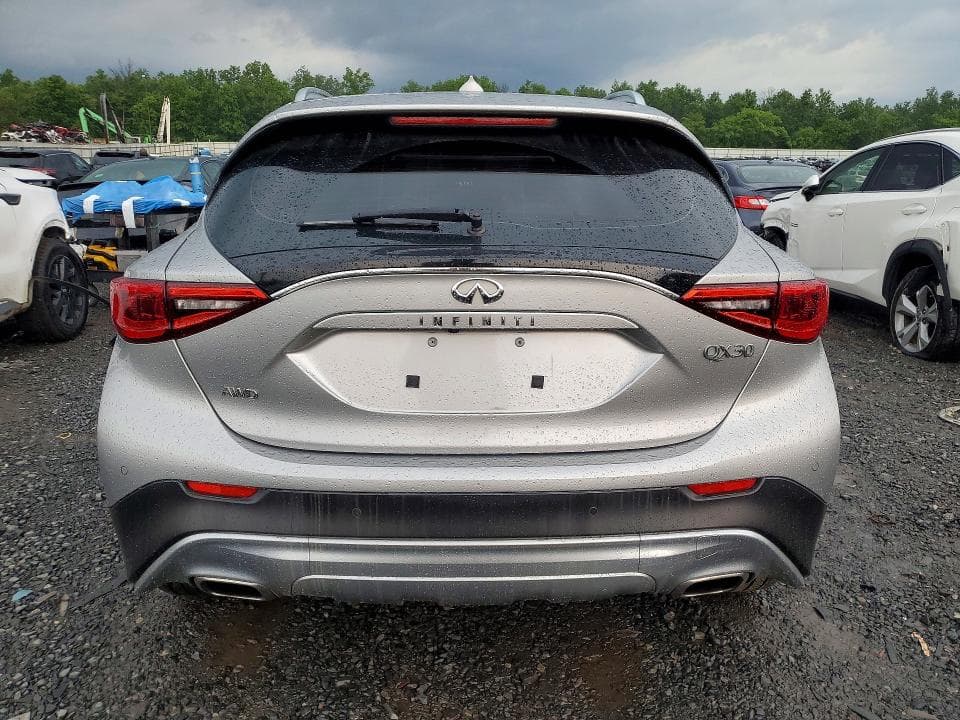 2017 INFINITI QX30 PREMIUM 7