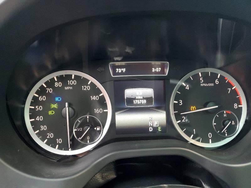 2017 INFINITI QX30 PREMIUM 10