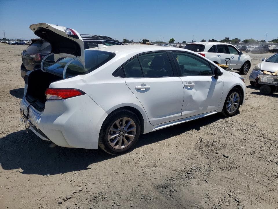 2020 TOYOTA COROLLA LE 3