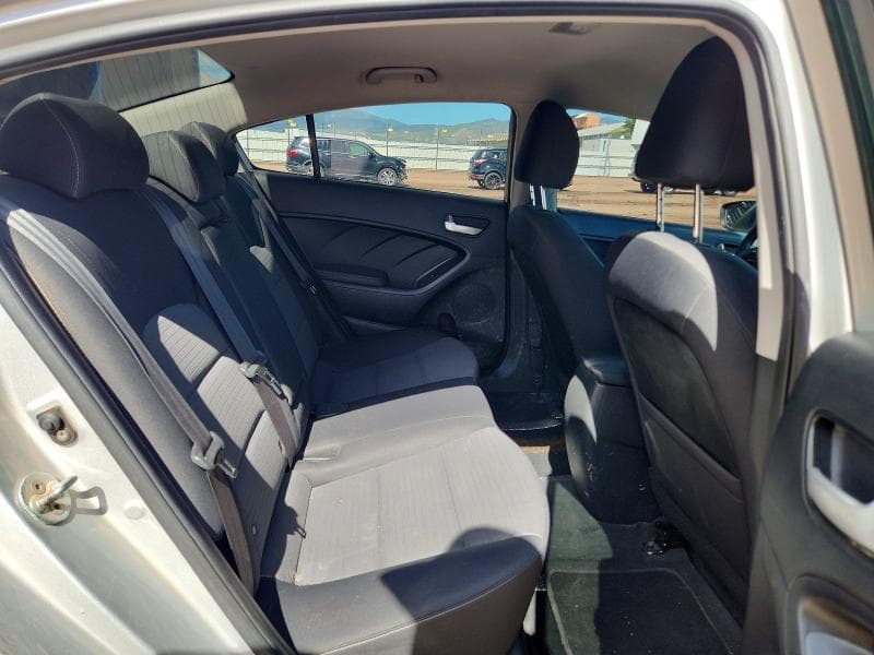 2018 KIA FORTE LX 10