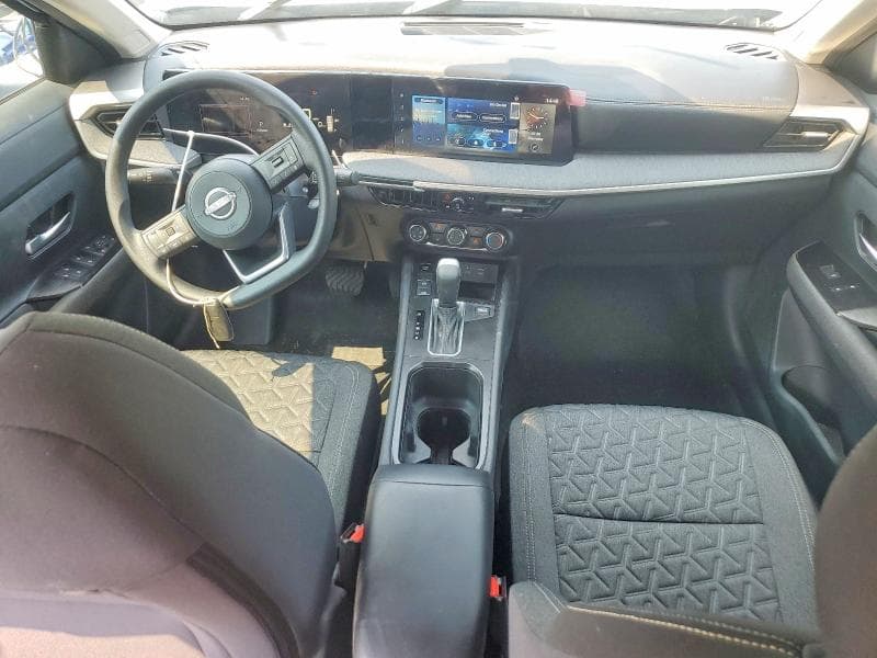 2025 NISSAN KICKS SV 8
