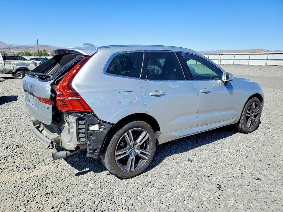 2018 VOLVO XC60 T5 3