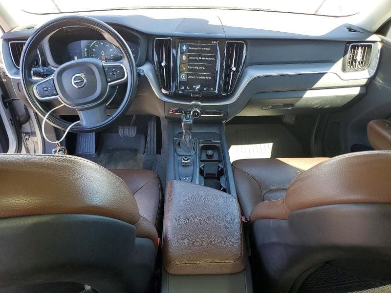 2018 VOLVO XC60 T5 8
