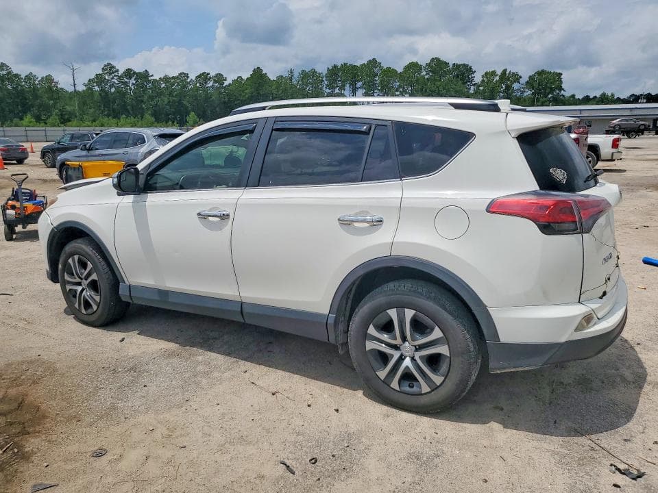 2017 TOYOTA RAV4 LE 2