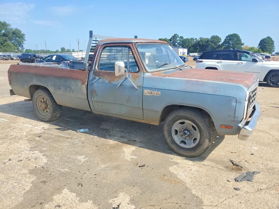 1985 DODGE D-SERIES D200 4