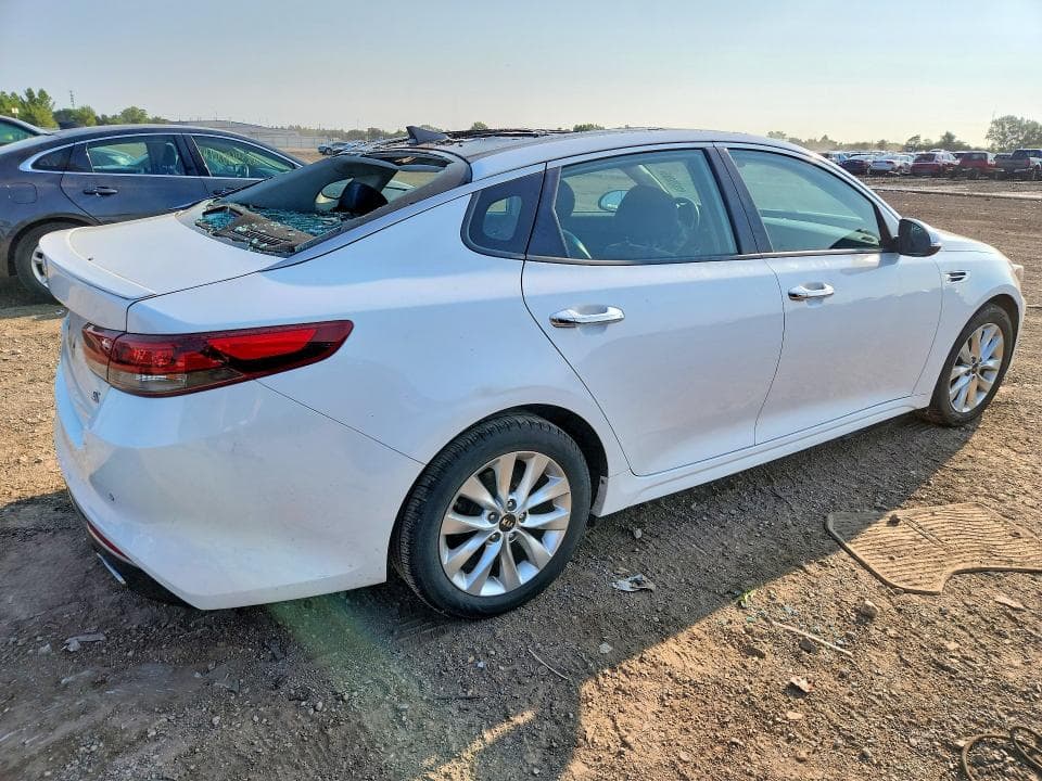2018 KIA OPTIMA S 3