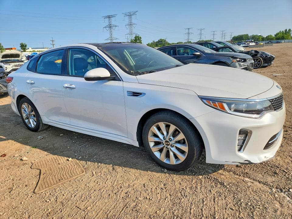 2018 KIA OPTIMA S 4