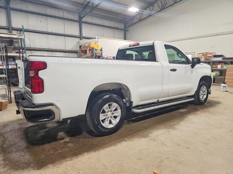 2024 CHEVROLET SILVERADO C1500 3