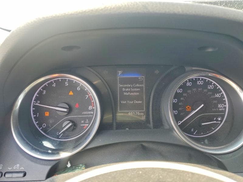 2019 TOYOTA CAMRY SE 9