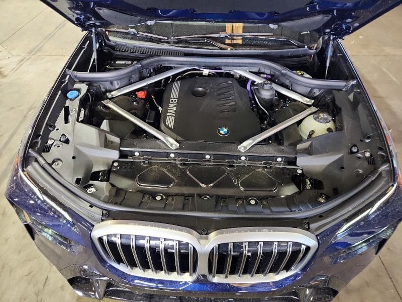 2025 BMW X7 XDRIVE40I 12
