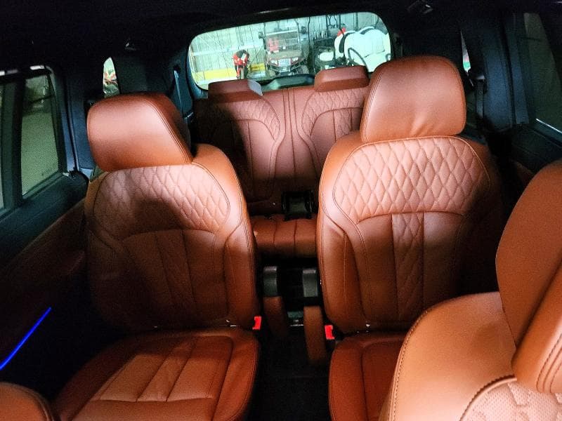 2025 BMW X7 XDRIVE40I 10