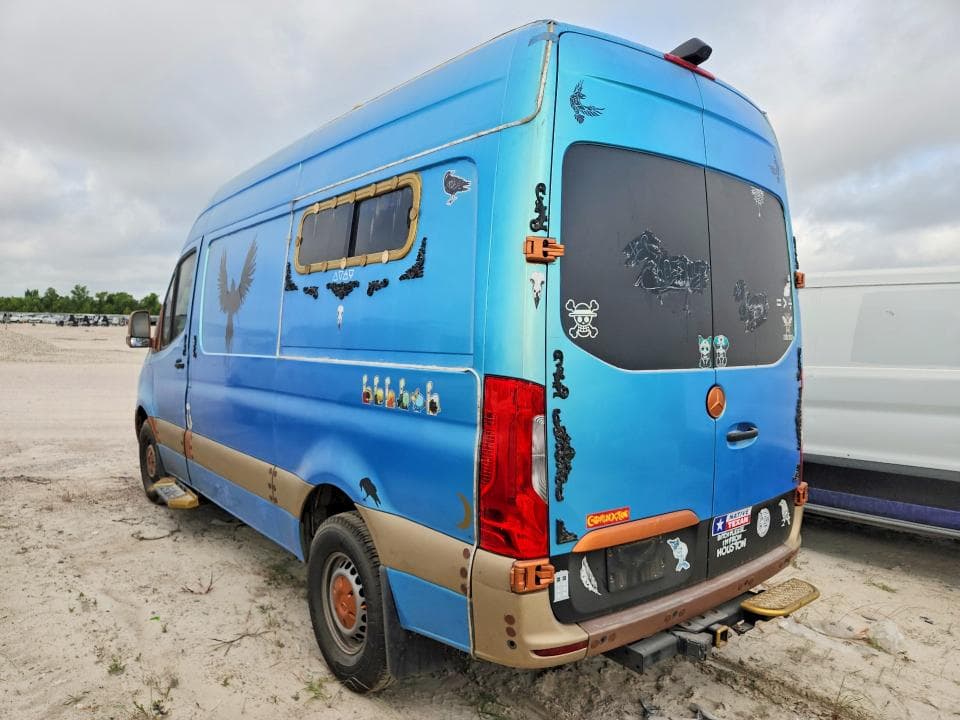 2020 MERCEDES-BENZ SPRINTER 2500 DELIVERY VAN 2