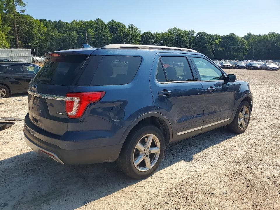 2017 FORD EXPLORER XLT 3