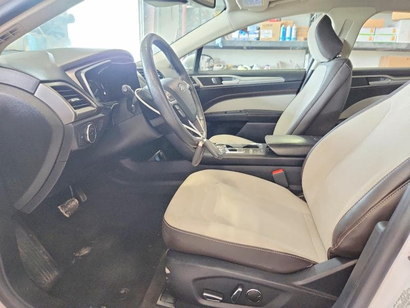 2020 FORD FUSION SE 7