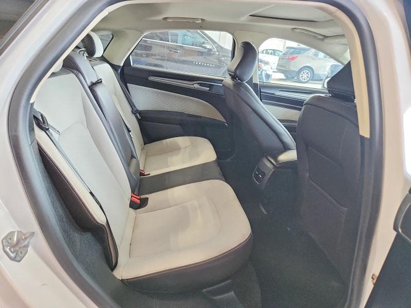 2020 FORD FUSION SE 10