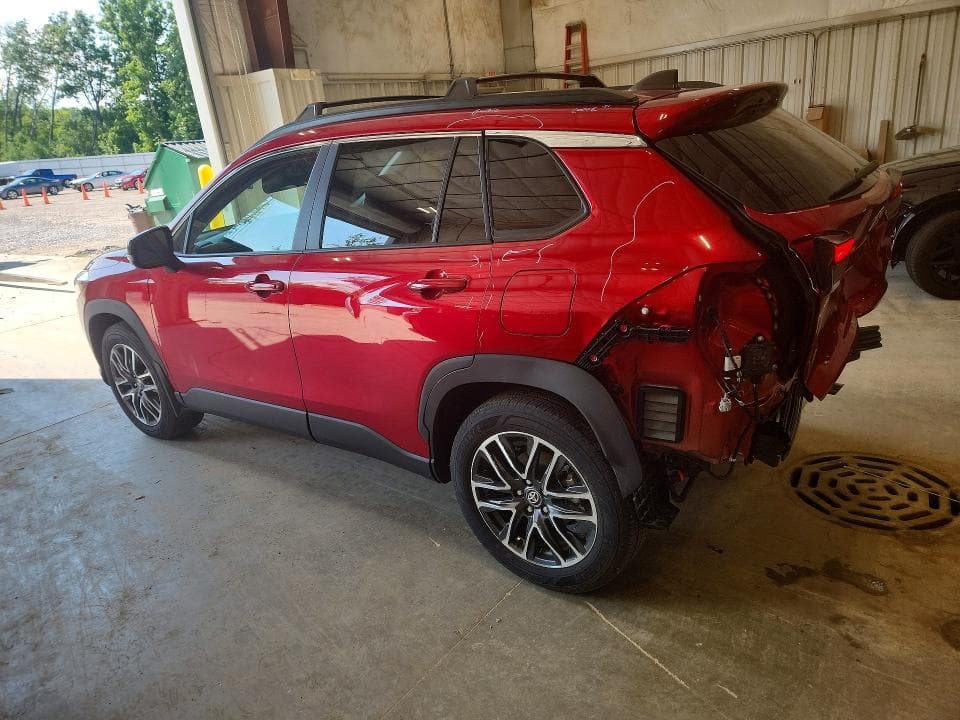 2026 TOYOTA COROLLA CROSS XLE 2