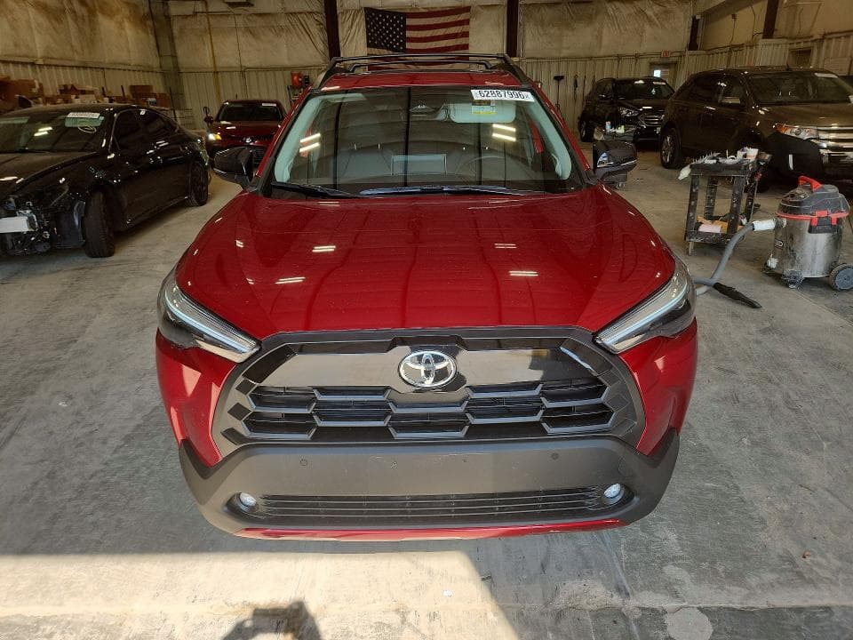 2026 TOYOTA COROLLA CROSS XLE 5