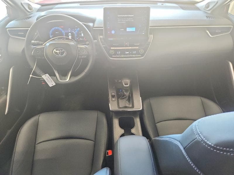 2026 TOYOTA COROLLA CROSS XLE 8
