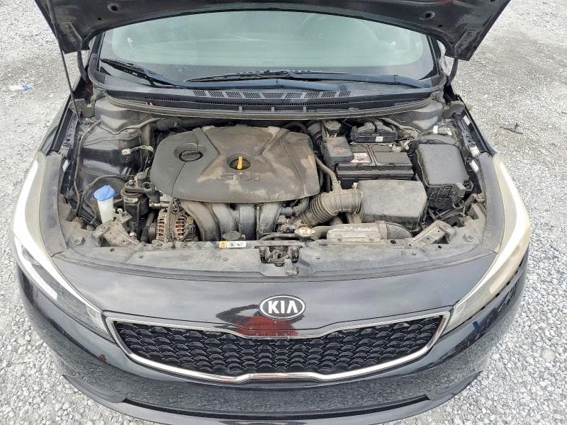 2018 KIA FORTE5 LX 11