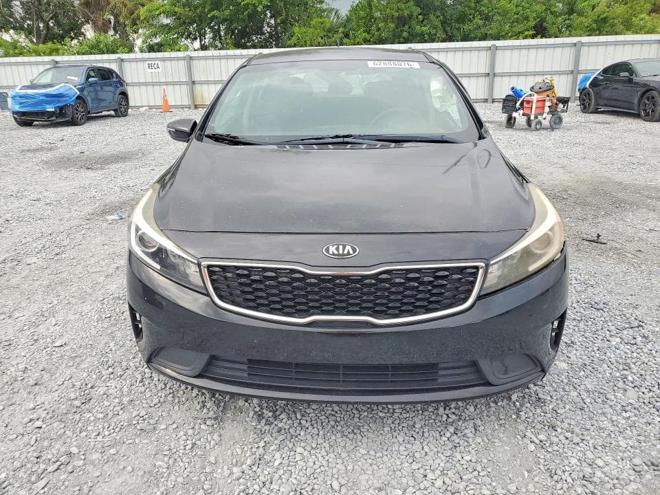 2018 KIA FORTE5 LX 5