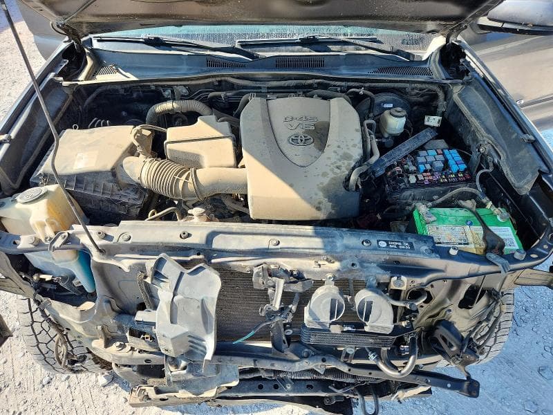 2017 TOYOTA TACOMA SR5 V6 11